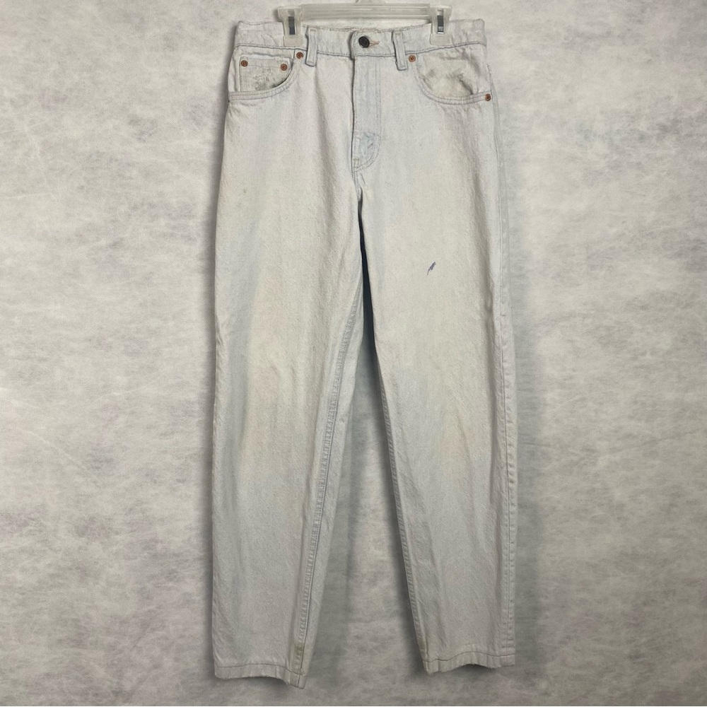 Vintage Levi’s 550 Made in USA Light Blue Denim Jeans 30x30 80s 90s Flaw